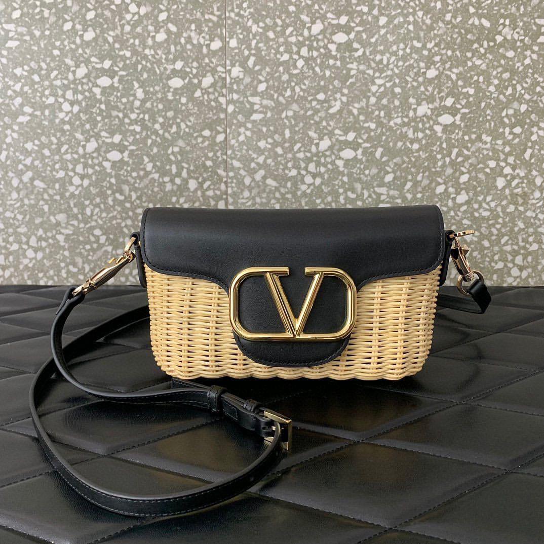 Ladies Valentino bags Lilly Onlines