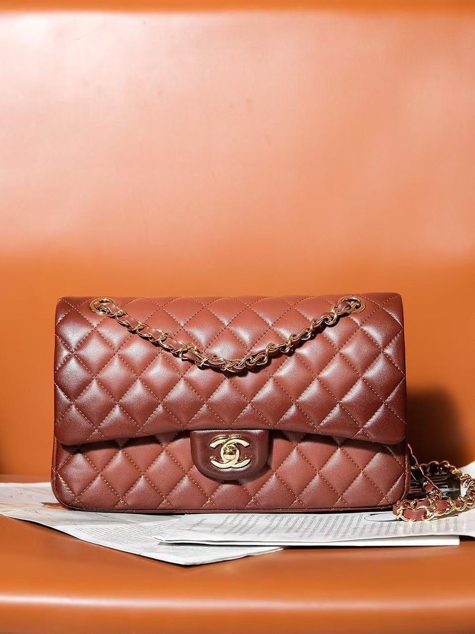Ladies Chanel bags Lilly Onlines