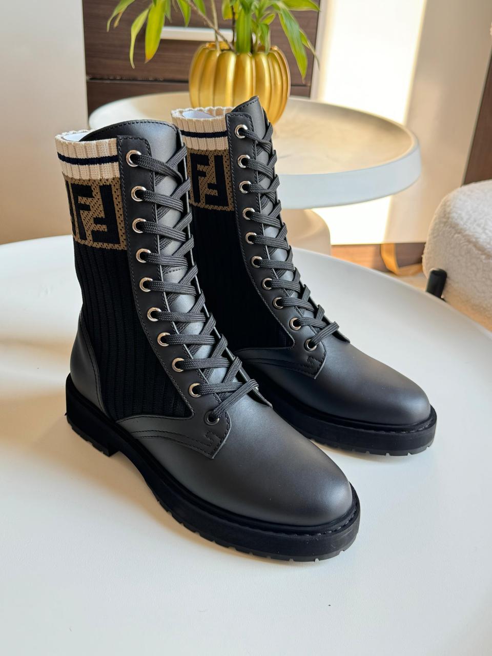 Ladies boots Lilly Onlines