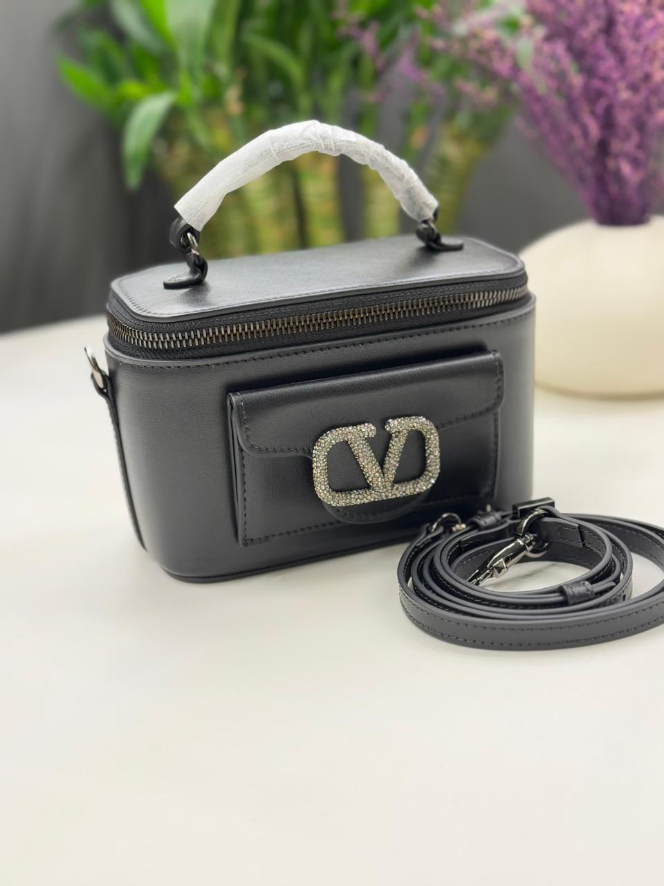 Ladies Valentino bags Lilly Onlines