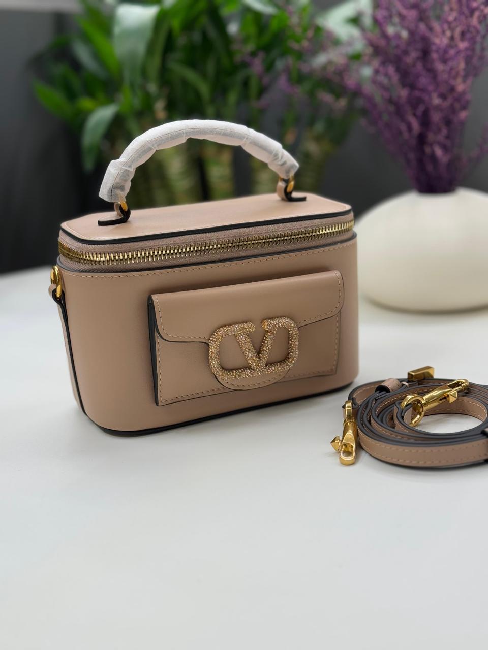 Ladies Valentino bags Lilly Onlines