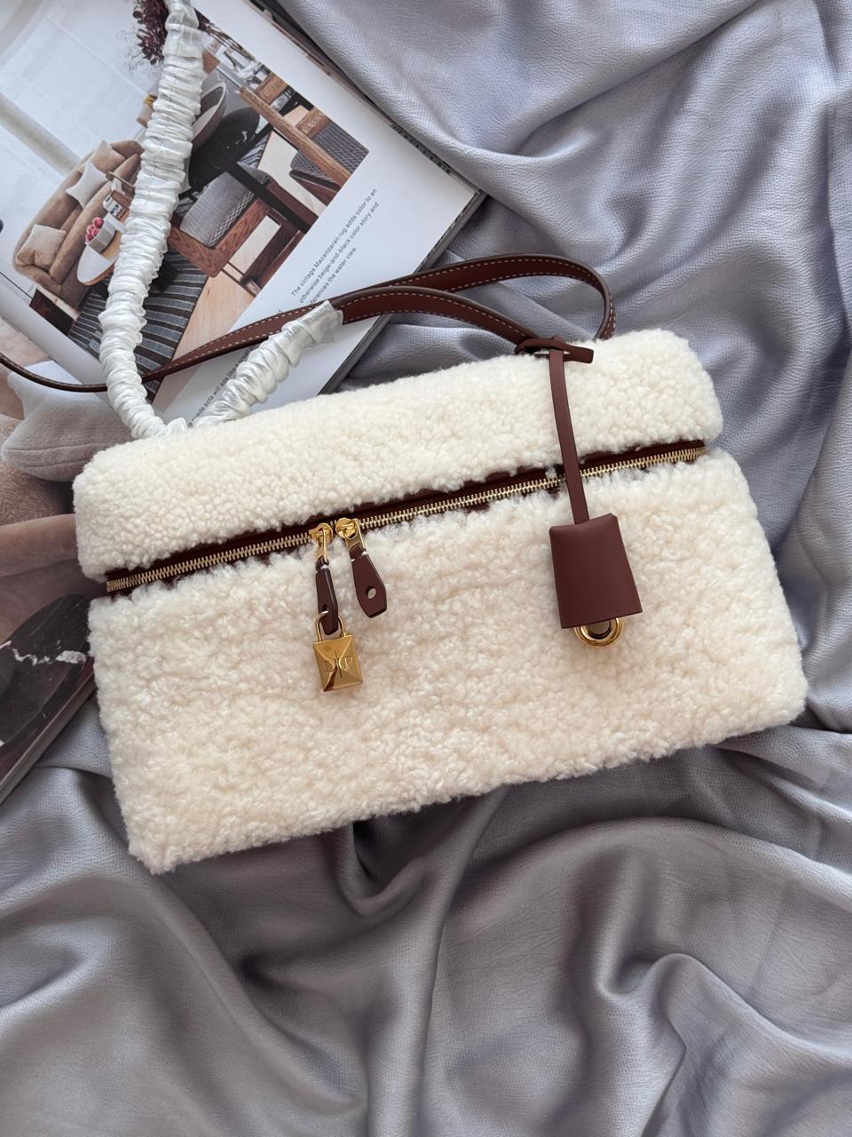 Ladies loro piana bags Lilly Onlines