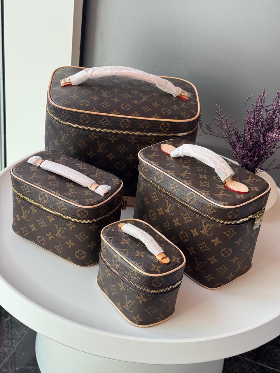 Ladies Lv bags Lilly Onlines