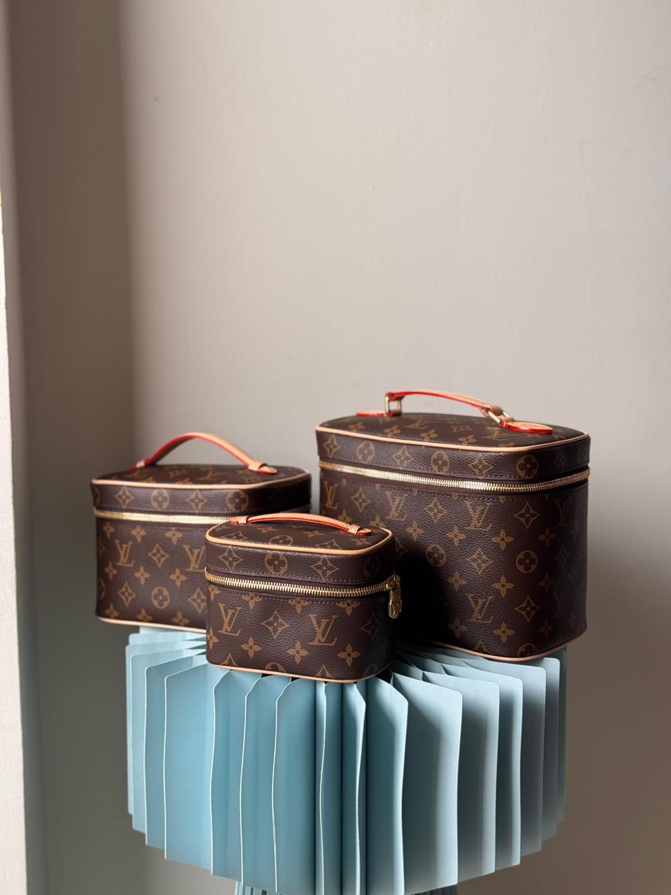 Ladies Lv bags Lilly Onlines