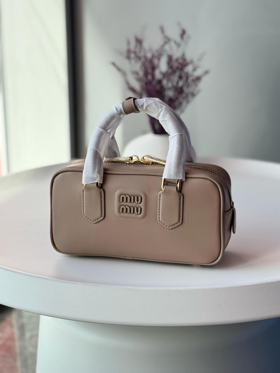 Ladies Miu Miu bags Lilly Onlines