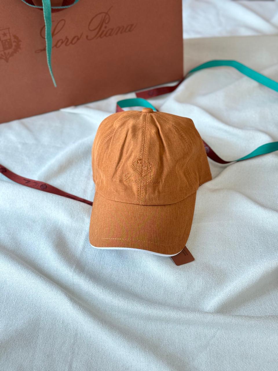 Men caps Lilly Onlines
