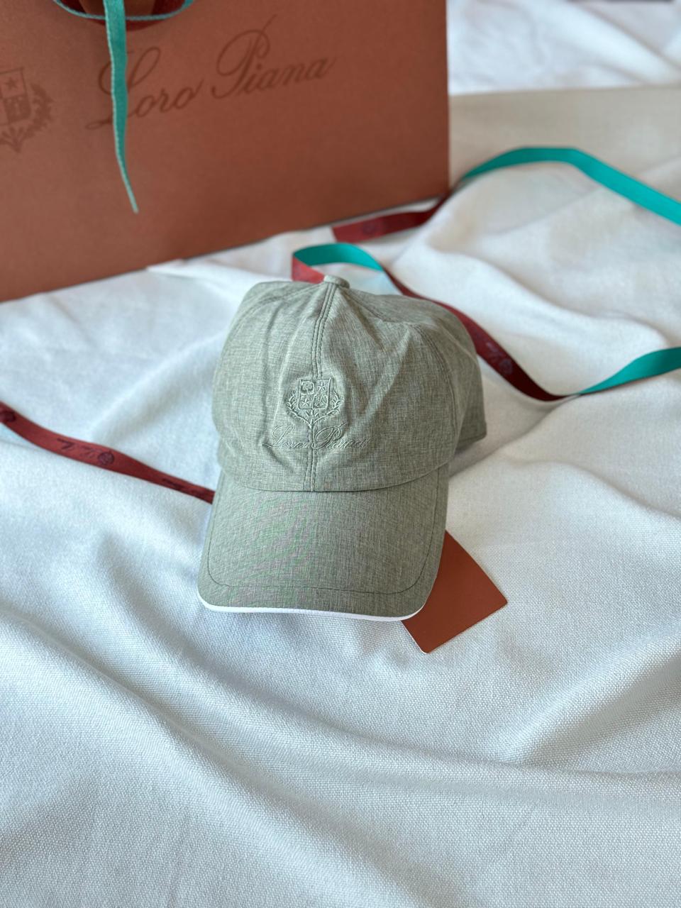 Men caps Lilly Onlines