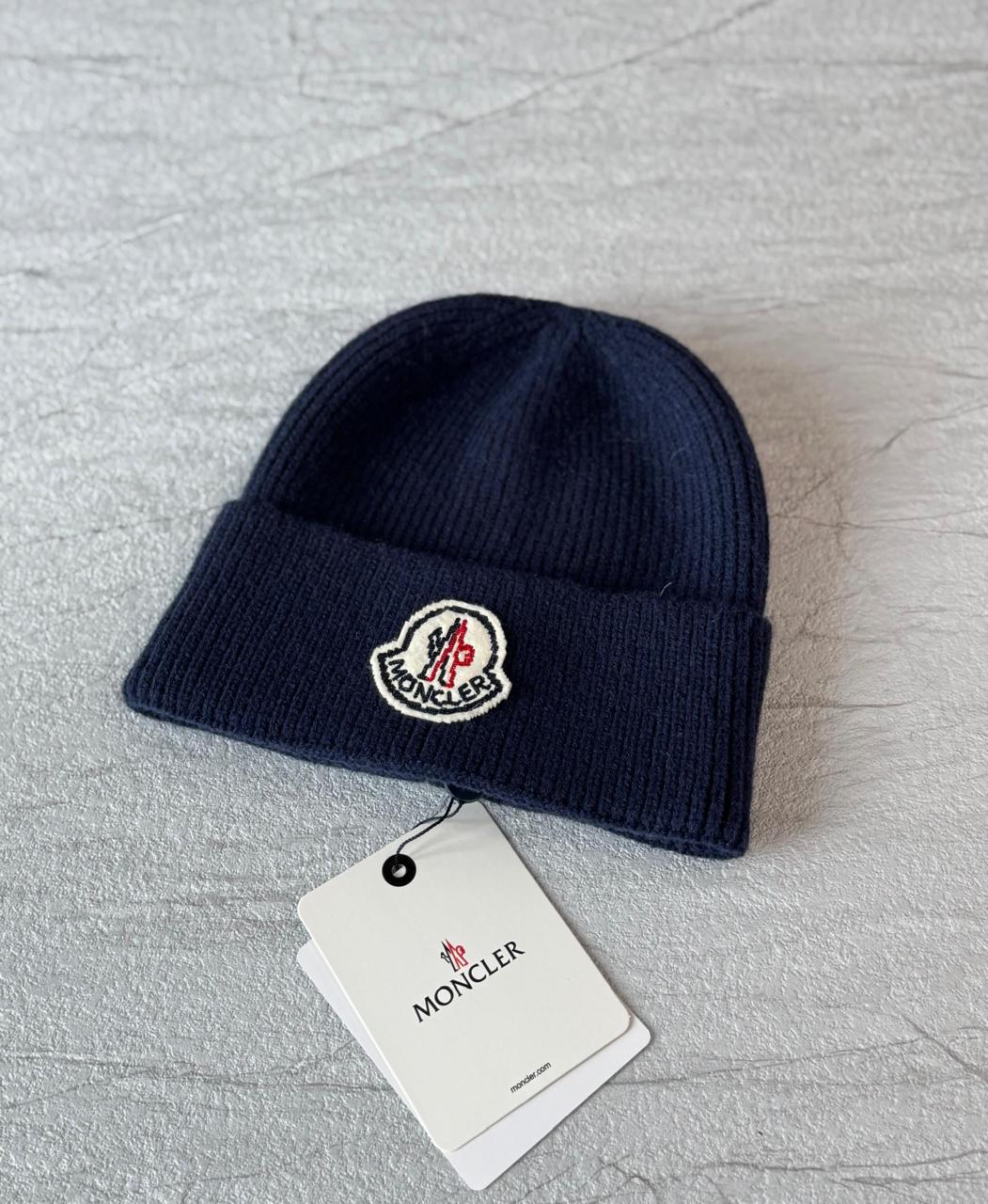 Men caps Lilly Onlines