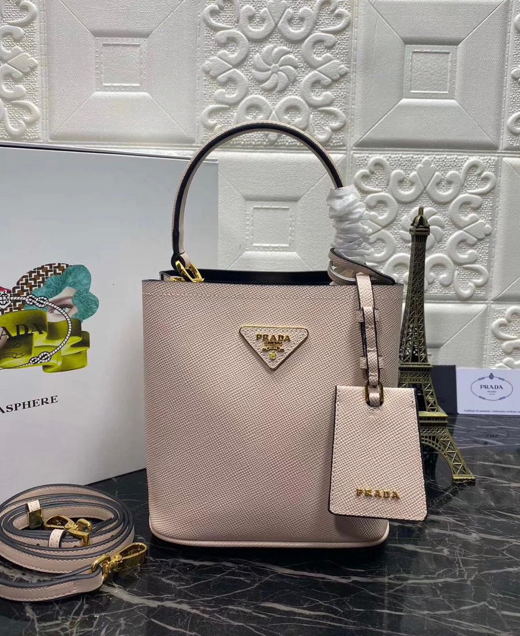 Ladies Prada bags Lilly Onlines