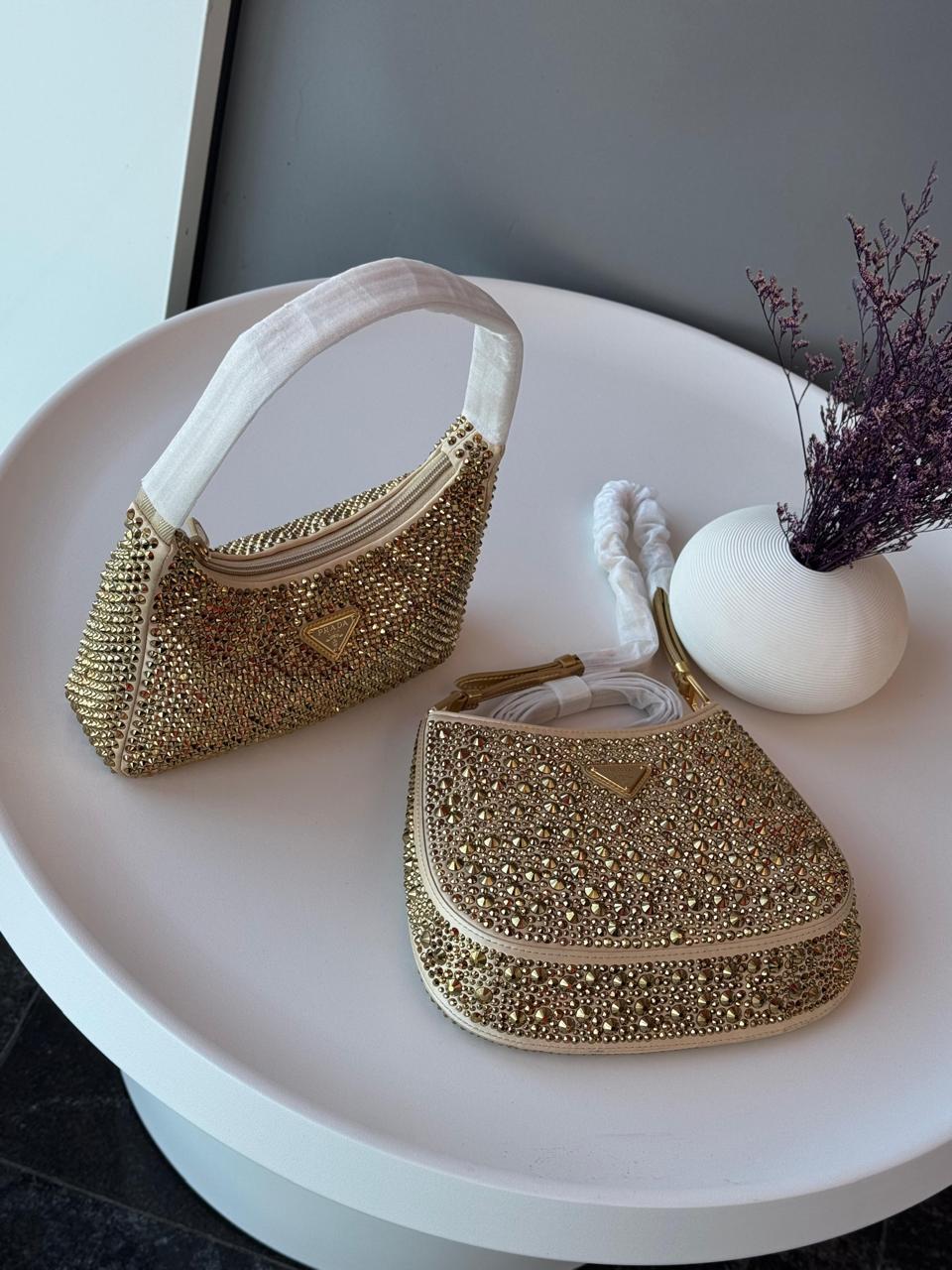 Ladies Prada bags Lilly Onlines