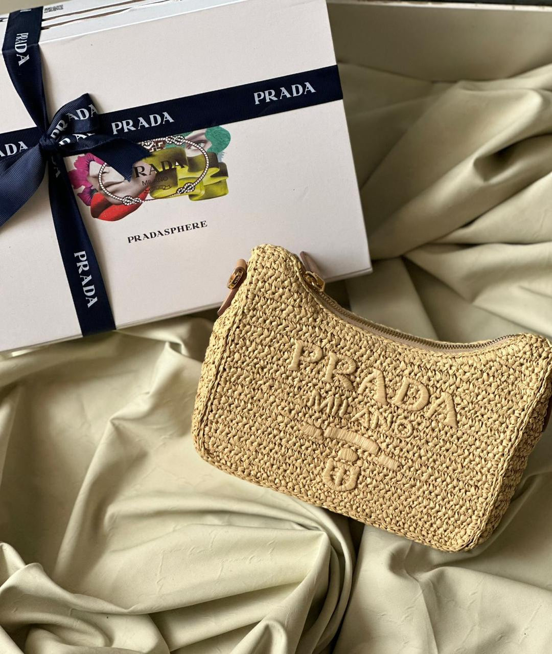 Ladies Prada bags Lilly Onlines