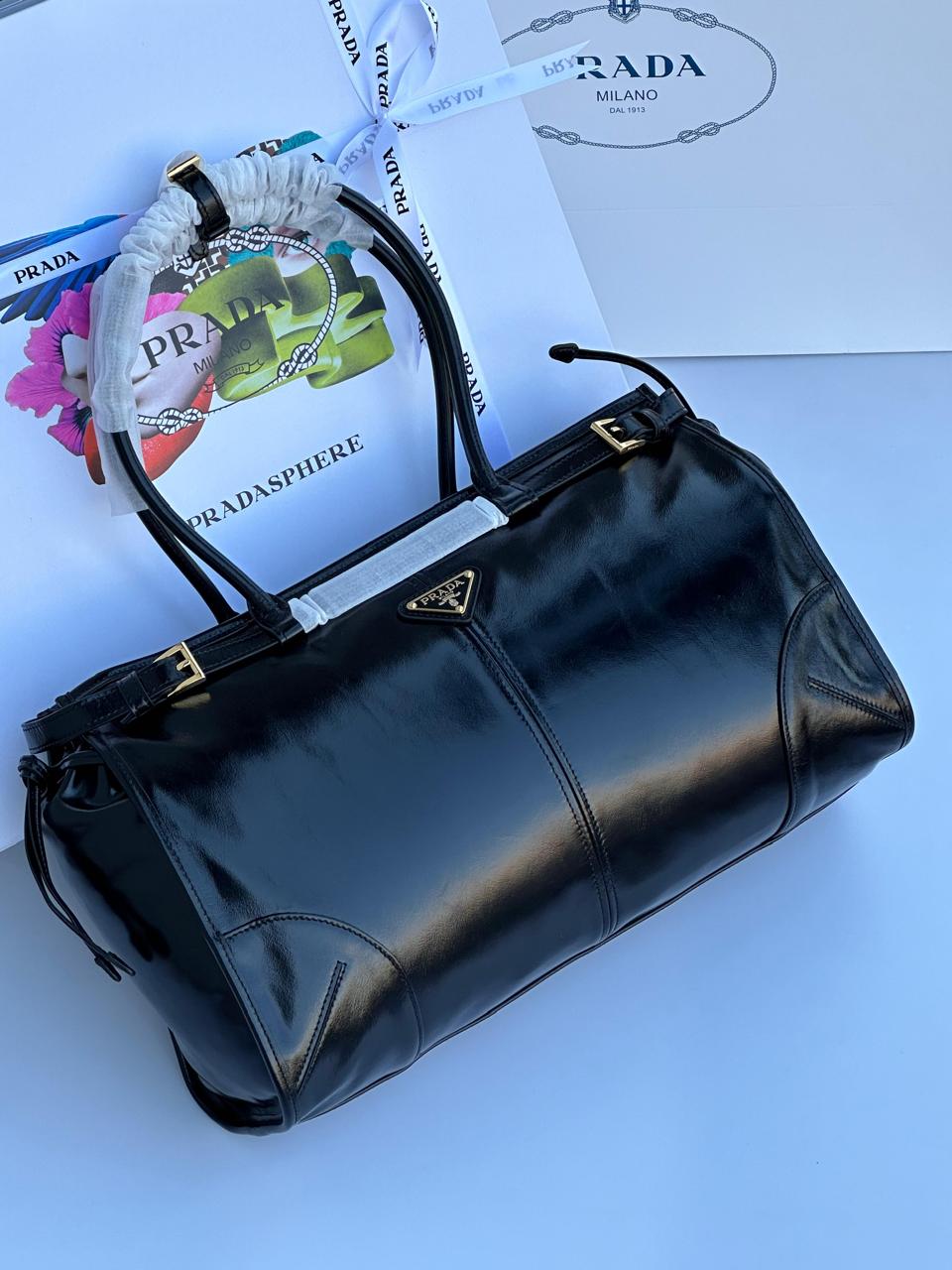 Ladies Prada bags Lilly Onlines