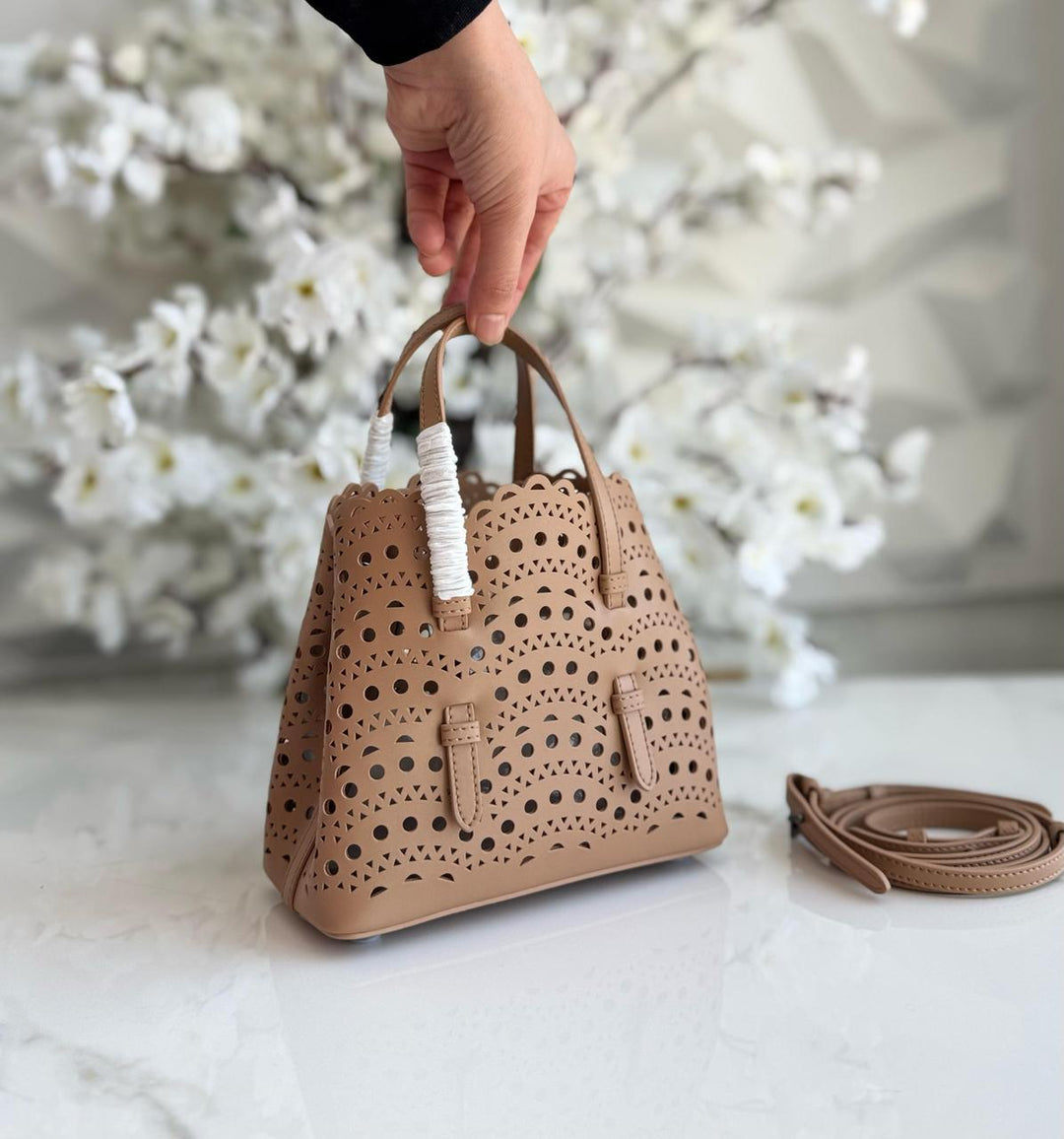Ladies Alaia bags Lilly Onlines