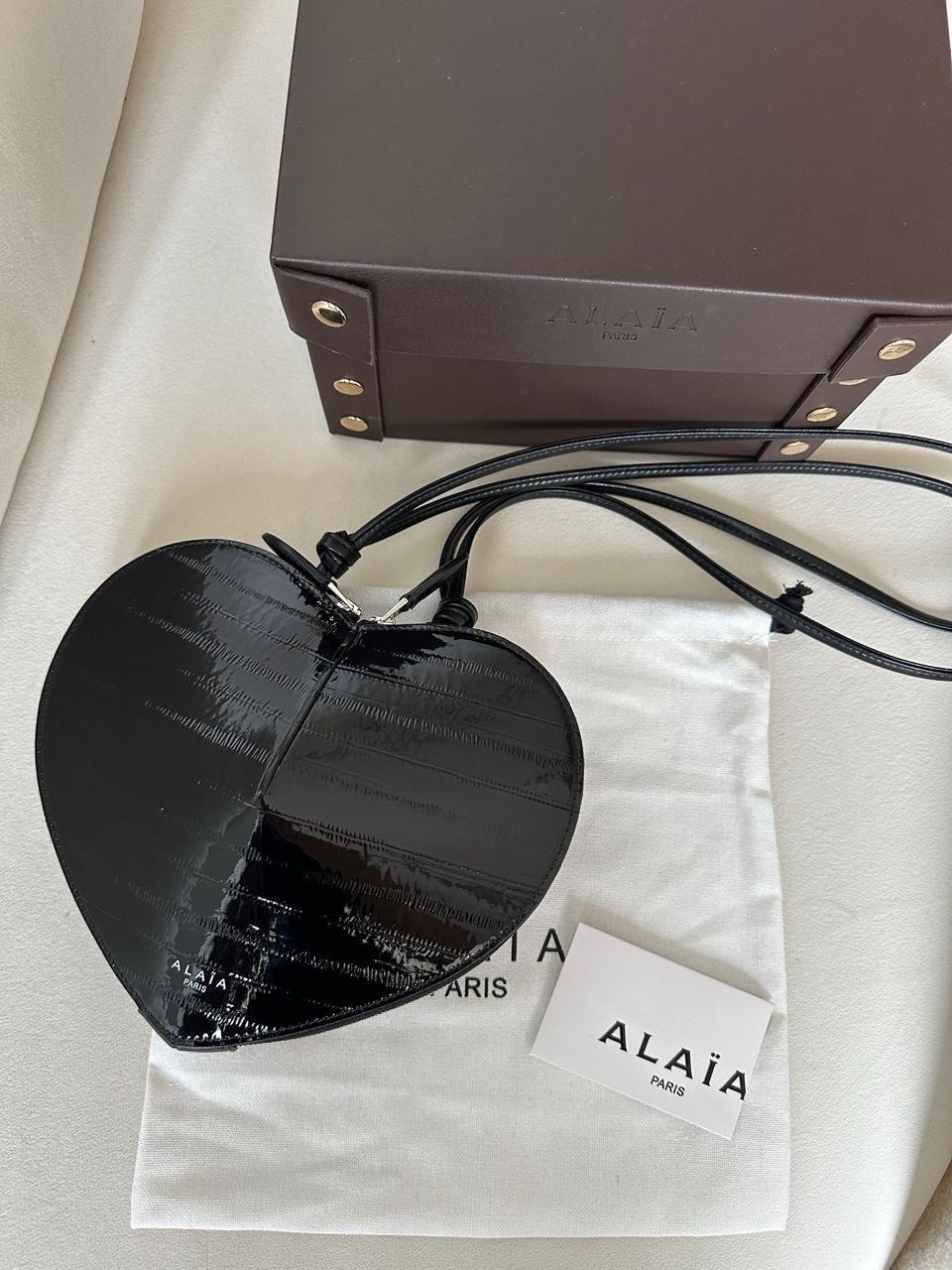 Ladies Alaia bags Lilly Onlines