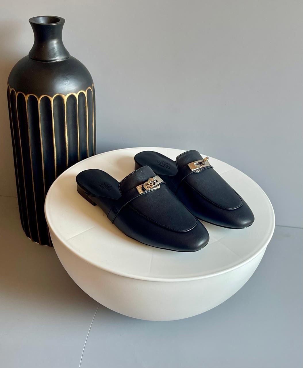 Ladies Hermes flats Lilly Onlines