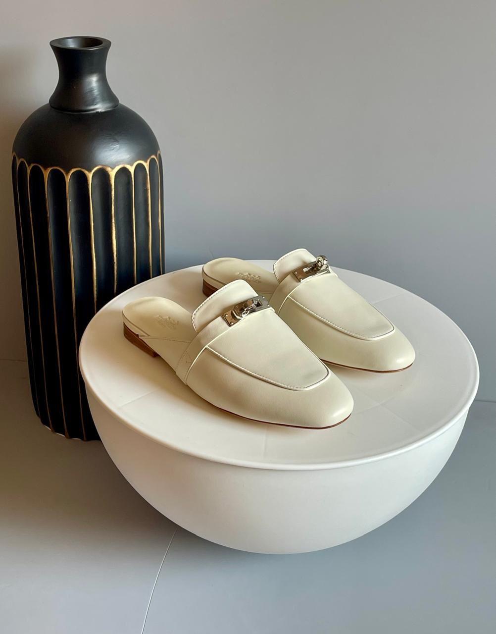 Ladies Hermes flats Lilly Onlines
