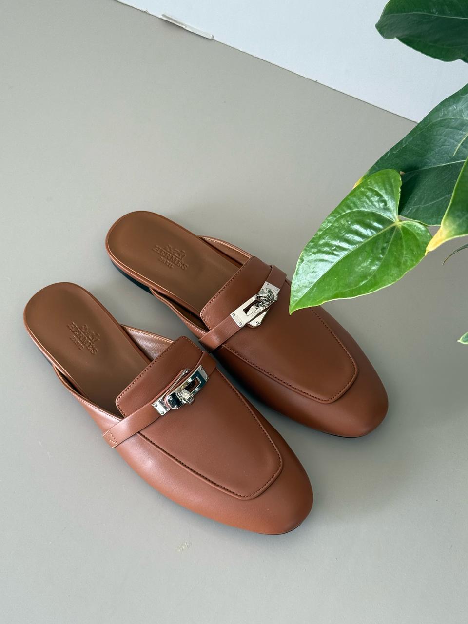 Ladies Hermes flats Lilly Onlines