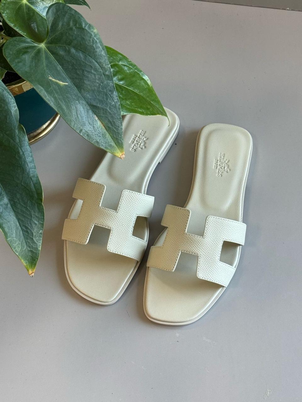Ladies Hermes flats Lilly Onlines