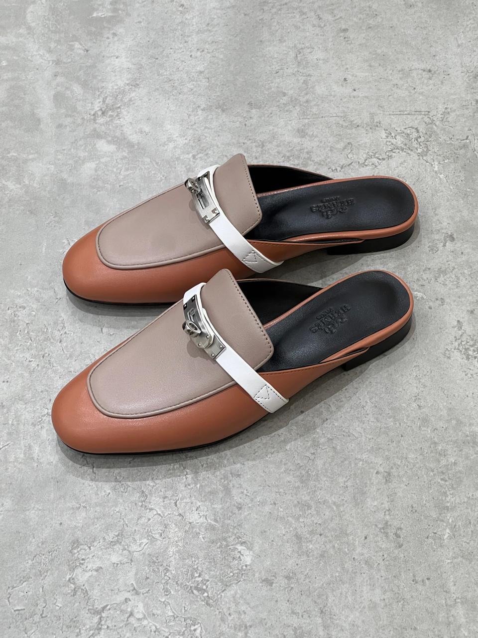 Ladies Hermes flats Lilly Onlines