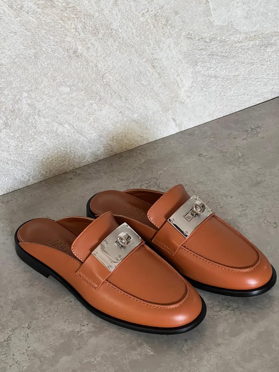 Ladies Hermes flats Lilly Onlines