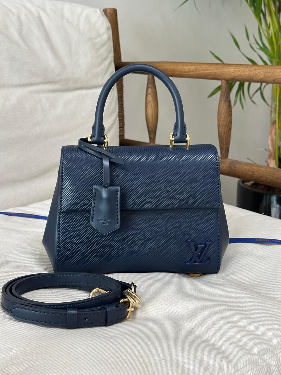Ladies Lv bags Lilly Onlines