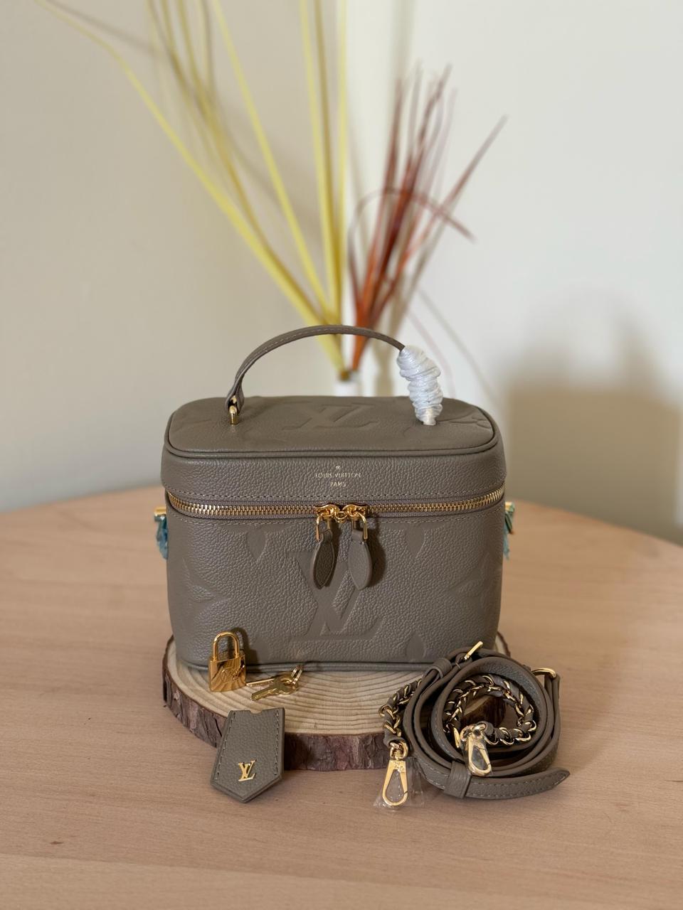Ladies Lv bags Lilly Onlines