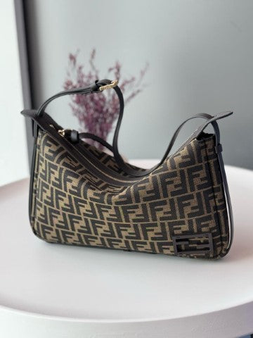Ladies Fendi bags Lilly Onlines