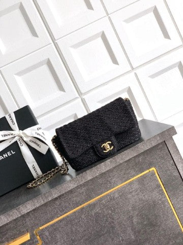 ladies Chanel bags Lilly Onlines