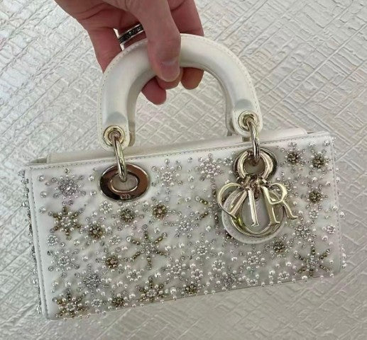 Ladies Dior bags Lilly Onlines