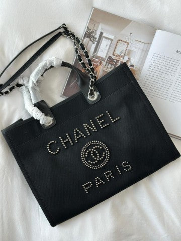 Ladies Chanel bags Lilly Onlines
