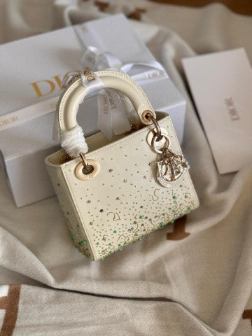 Ladies Dior bags Lilly Onlines