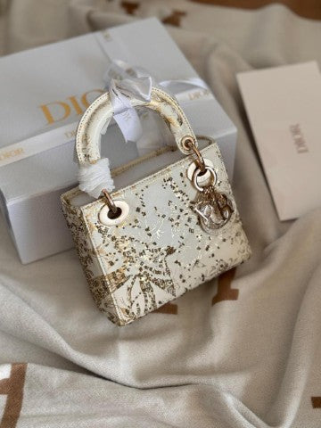 Ladies Dior bags Lilly Onlines