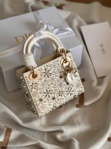 Ladies Dior bags Lilly Onlines