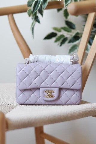 Ladies Chanel bags Lilly Onlines