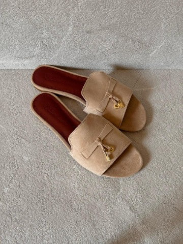 Ladies flats Lilly Onlines