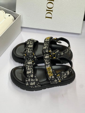 Ladies flats Lilly Onlines