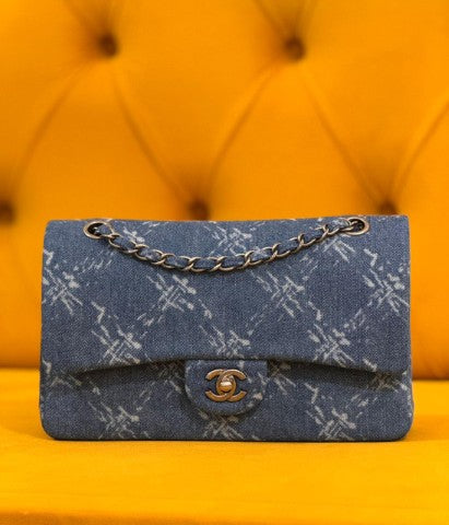 ladies Chanel bags Lilly Onlines