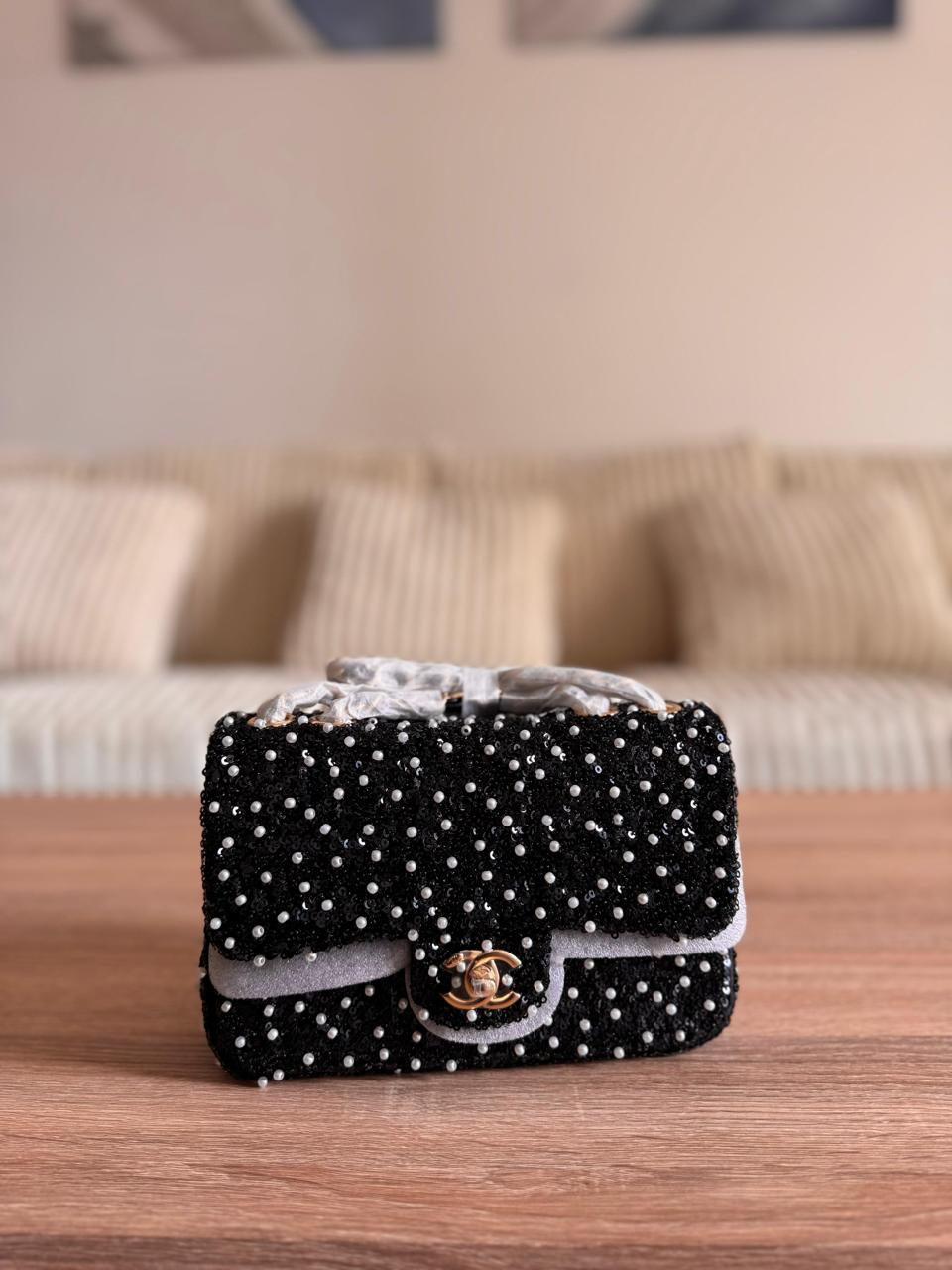 Ladies Chanel bags Lilly Onlines