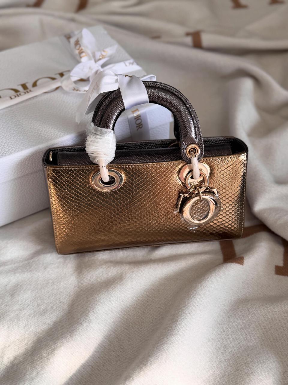 Ladies Dior bags Lilly Onlines
