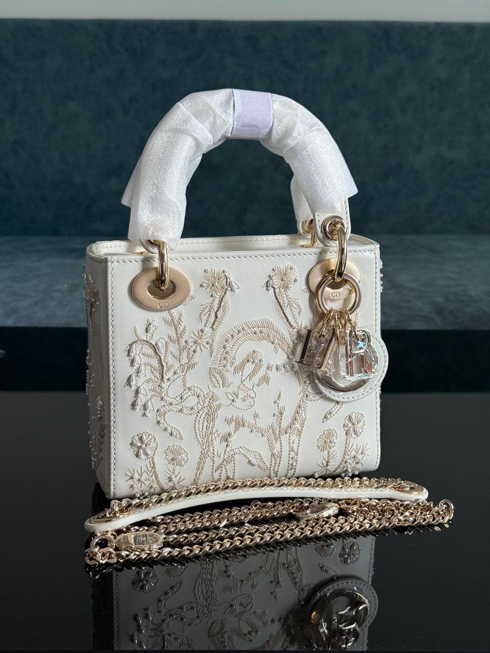 Ladies Dior bags Lilly Onlines