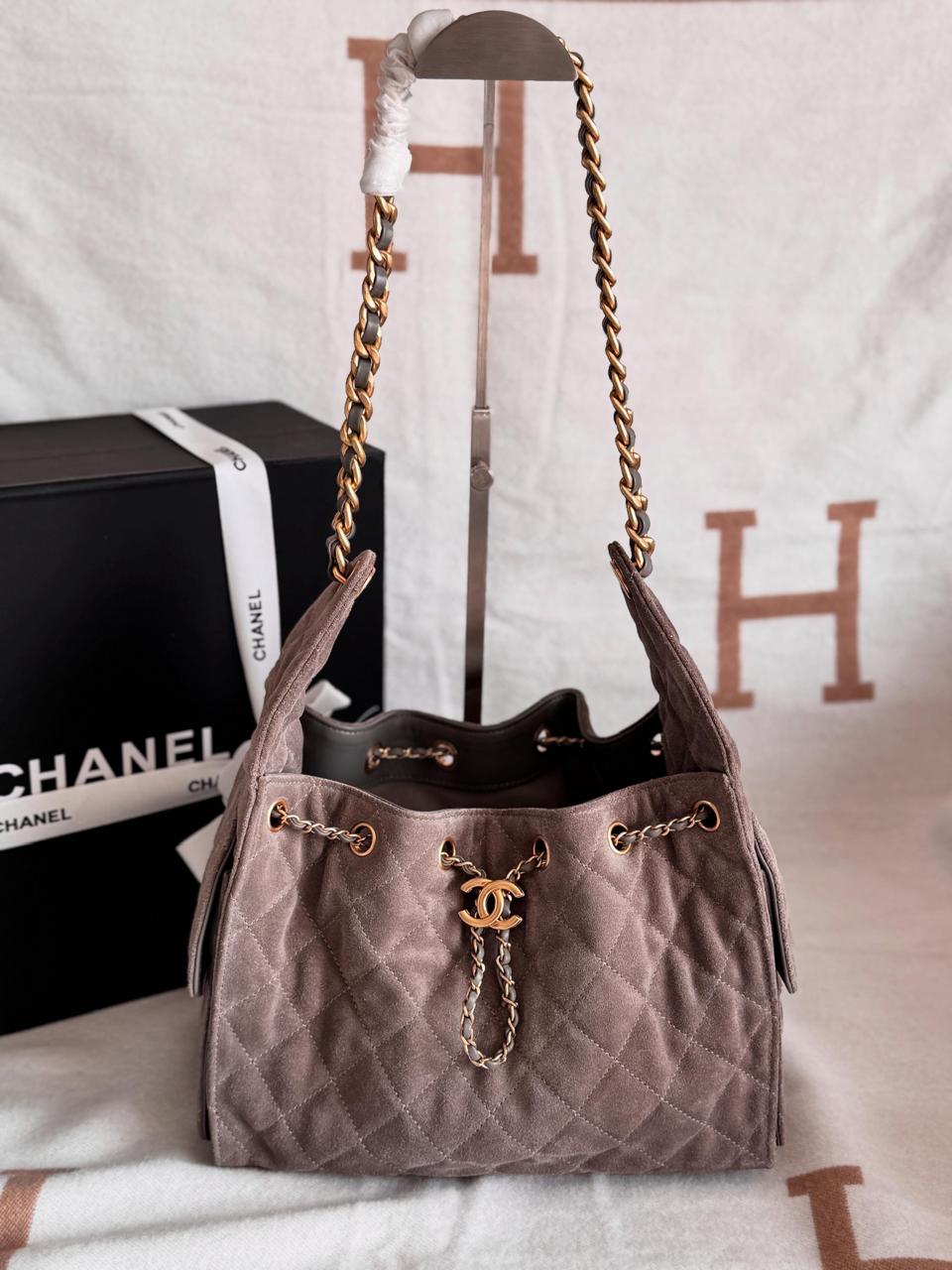 Ladies Chanel bags Lilly Onlines
