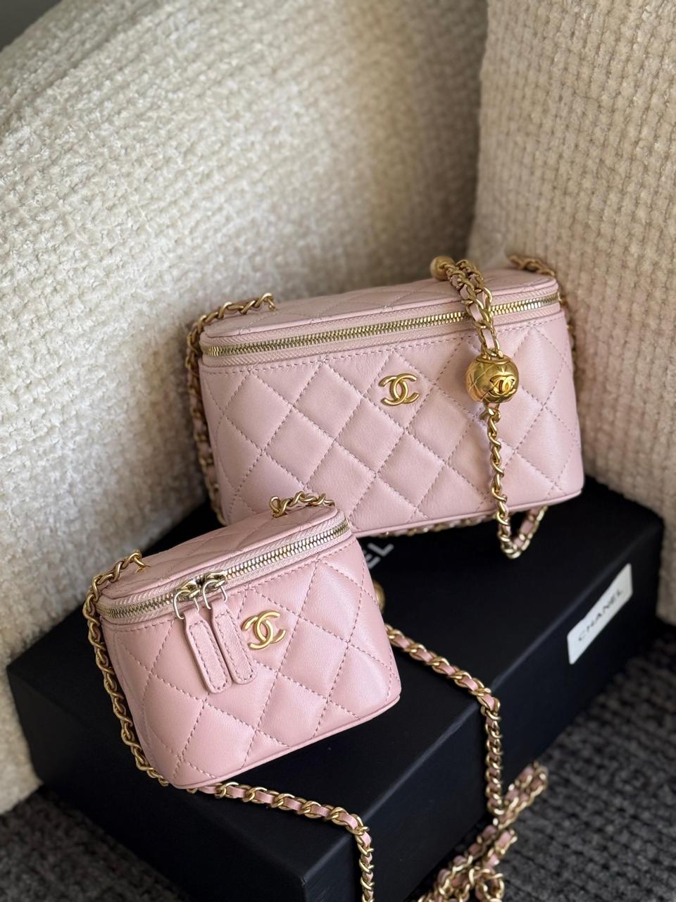 Ladies Chanel bags Lilly Onlines