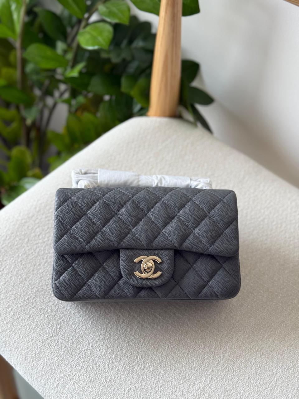 Ladies Chanel bags Lilly Onlines