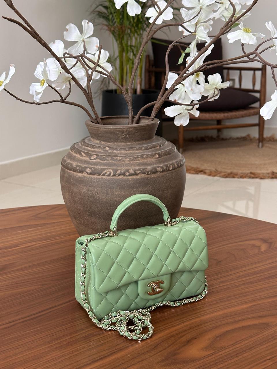 Ladies Chanel bags Lilly Onlines