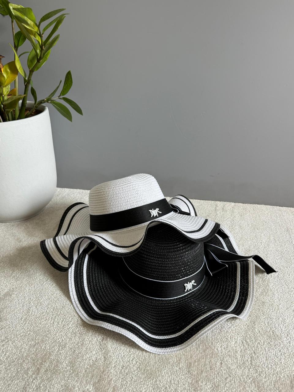 Title ladies hats & caps Lilly Onlines
