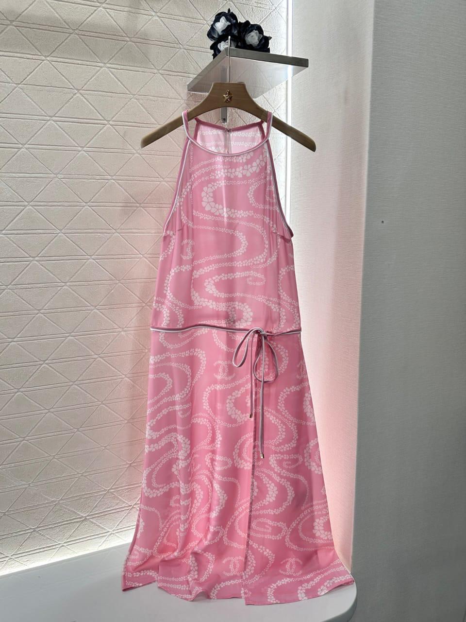 Title dresses Lilly Onlines