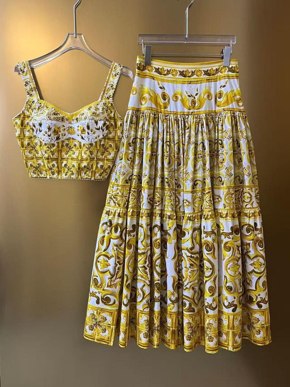 Title dresses Lilly Onlines