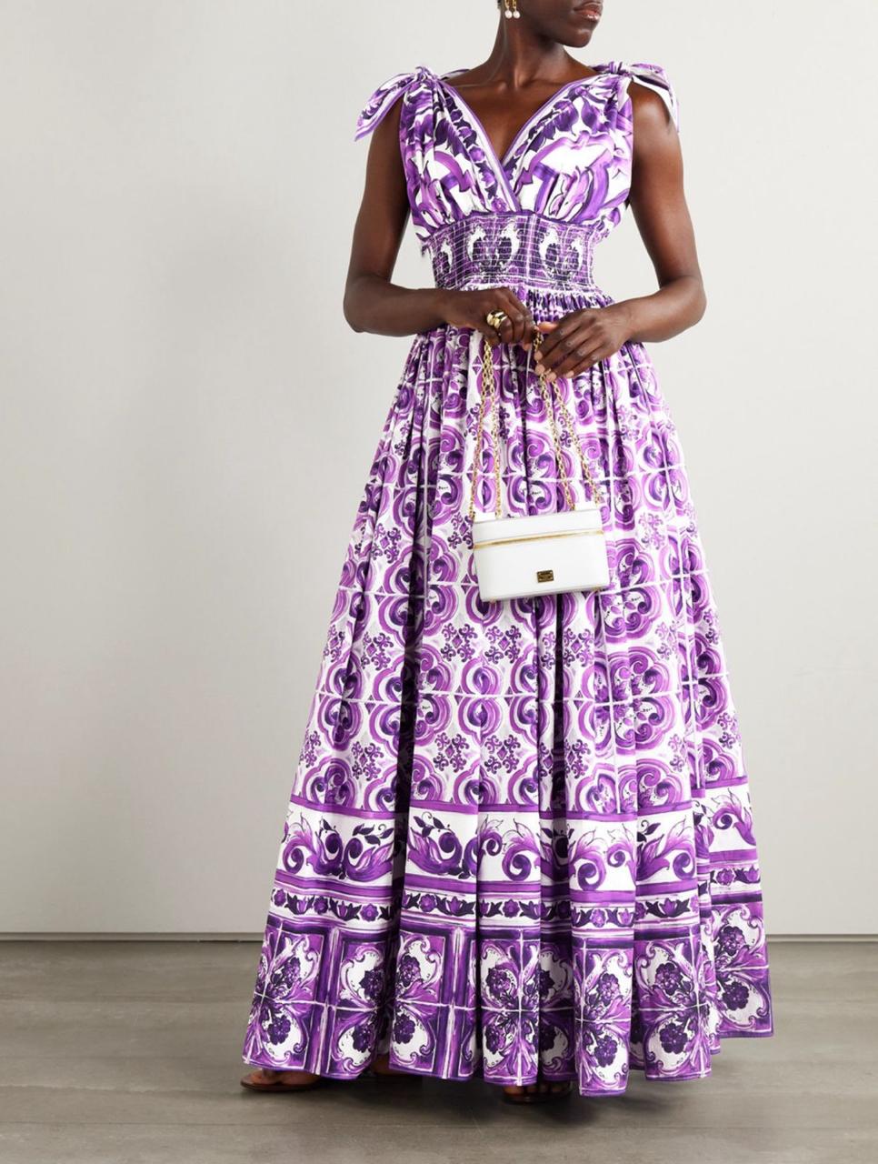 Title dresses Lilly Onlines