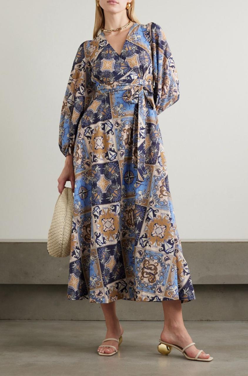 Title dresses Lilly Onlines