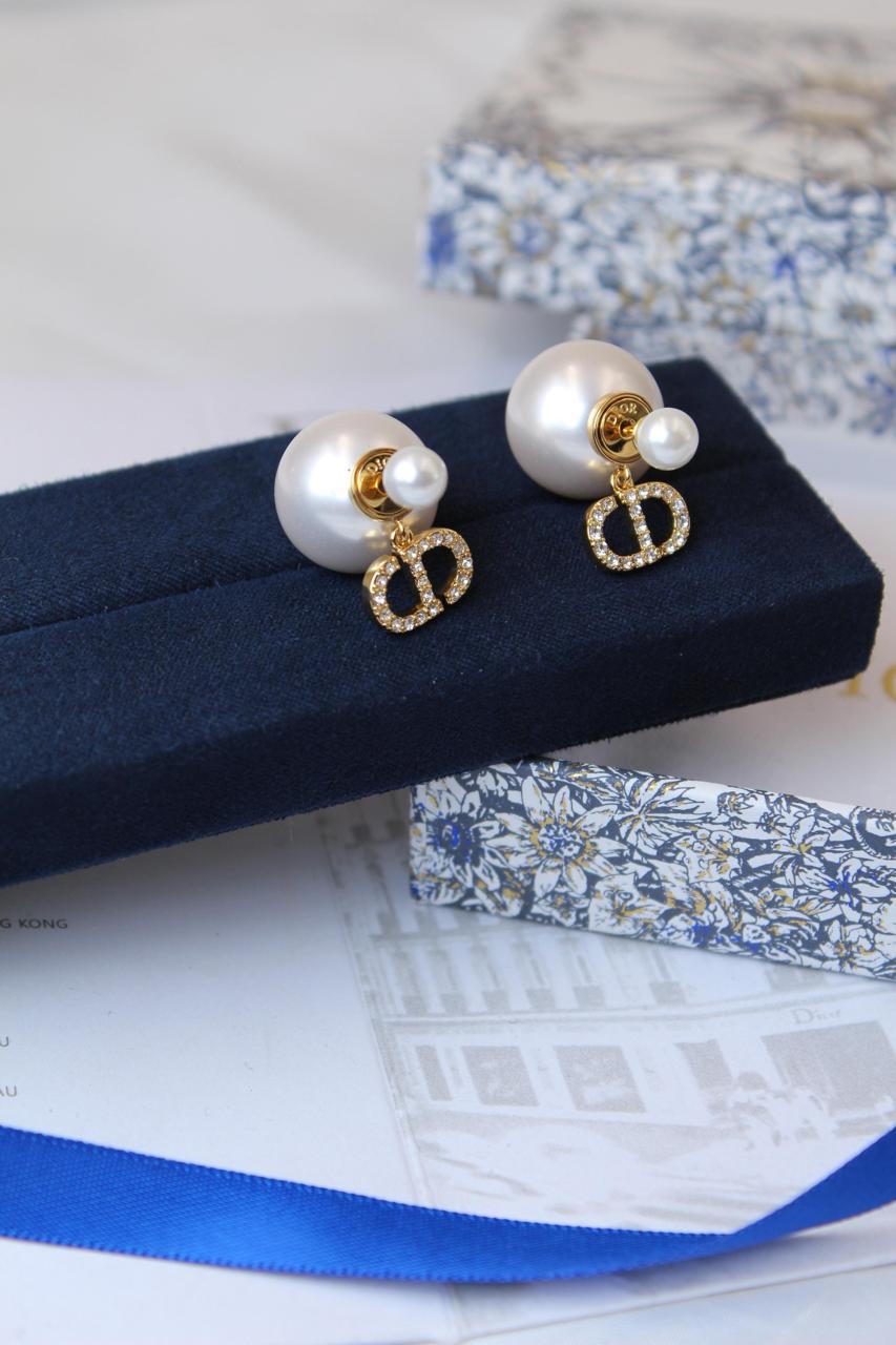 Ladies rings & earrings Lilly Onlines